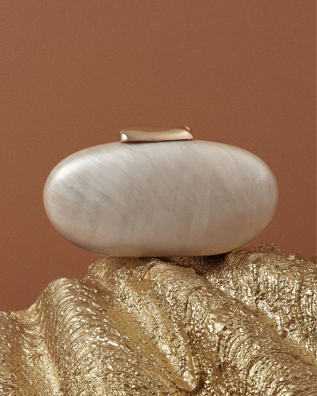 AMINA CLUTCH BAG - IVORY - Image 2