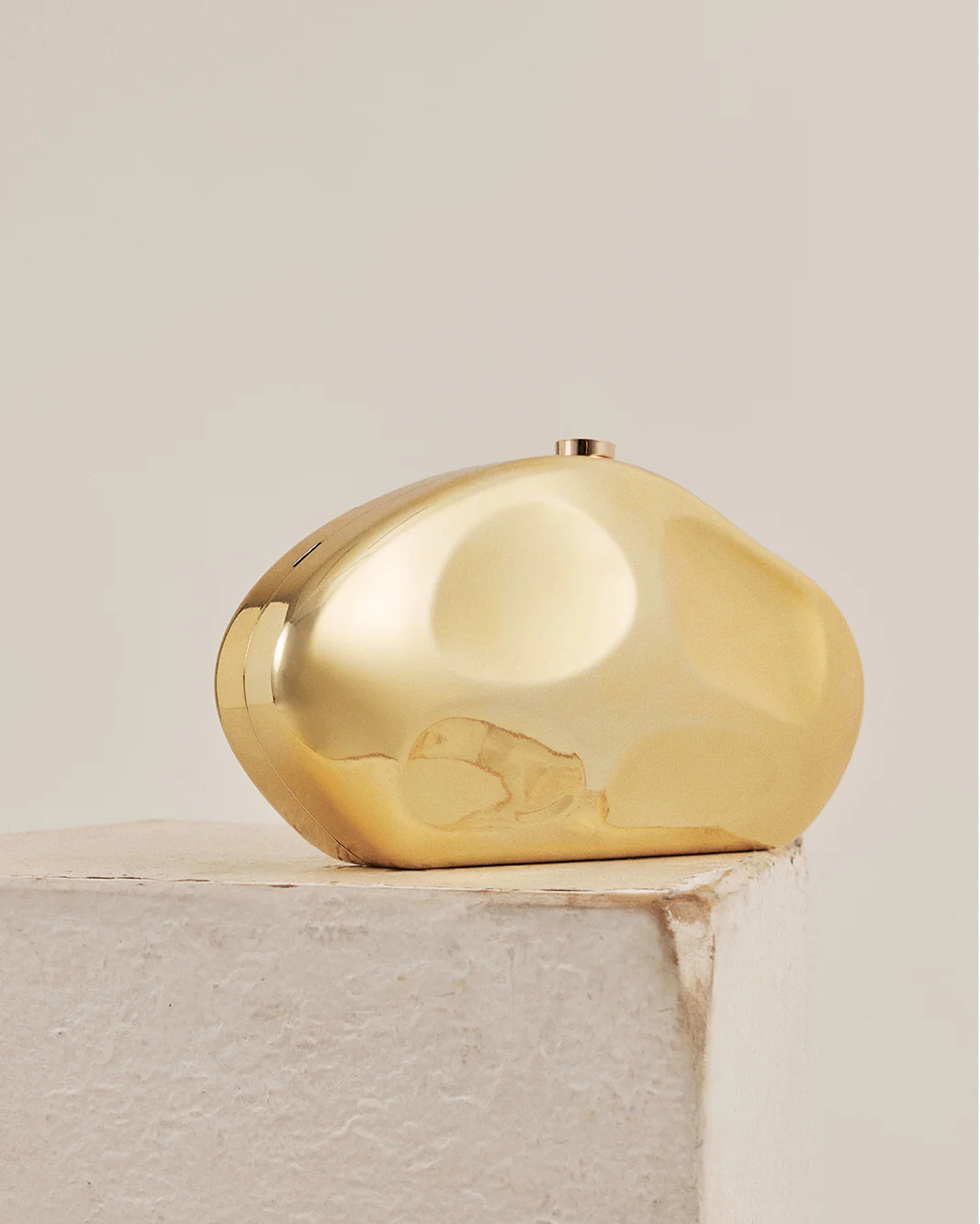 ELODY CLUTCH BAG - GOLD - Image 4