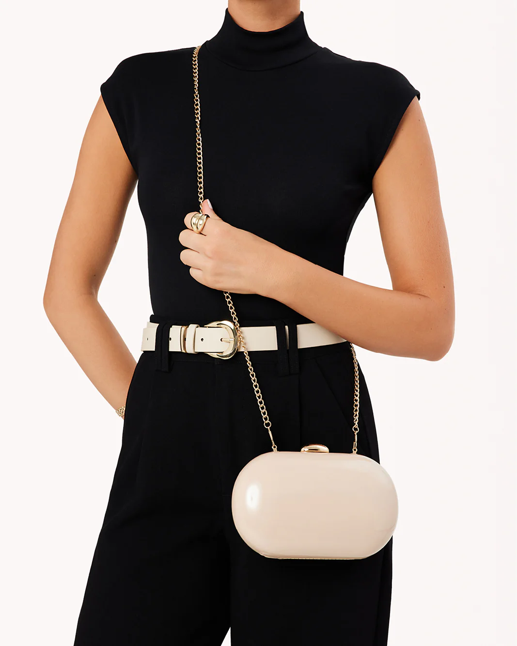SELENA CLUTCH BAG - NUDE PATENT - Image 4