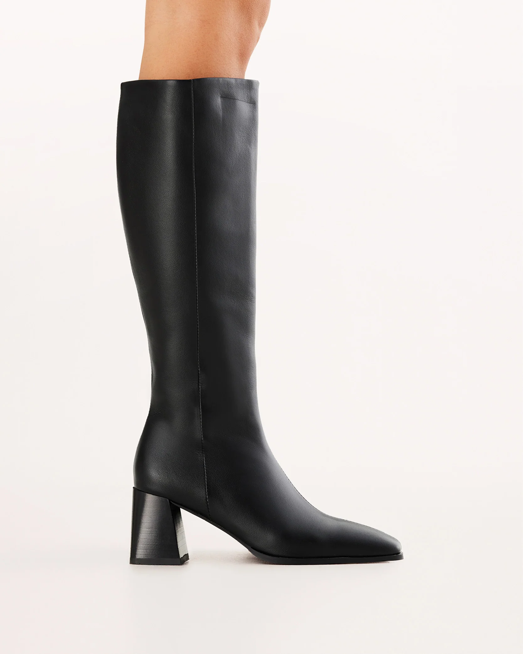VERNETA - BLACK - Image 3